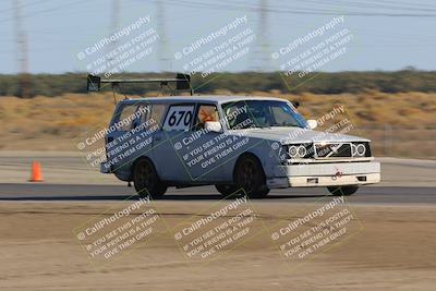 media/Oct-02-2022-24 Hours of Lemons (Sun) [[cb81b089e1]]/915am (I-5)/